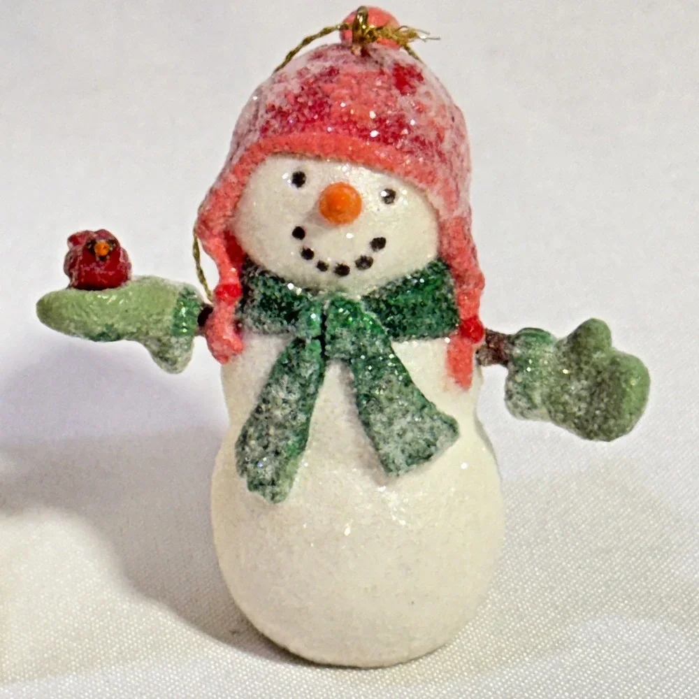 New Welcome Friends 2007‎ Snowman Hallmark Christmas Ornament in box Redbird